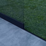 Glazen schuifwand mat zwart 1 railsysteem