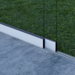 Glazen-schuifwand-mat-wit-2-railsysteem-jpg