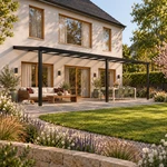 Terrasoverkapping Plus 10 x 3 meter matzwart opaal polycarbonaat moderne goot – Tuinbeeld
