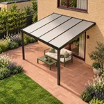 Terrasoverkapping Plus 4 x 4 meter matzwart opaal polycarbonaat moderne goot – tuinbeeld met kat en vogel