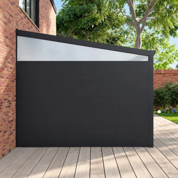 Zijwand: aluminium panelen met opale zijspie